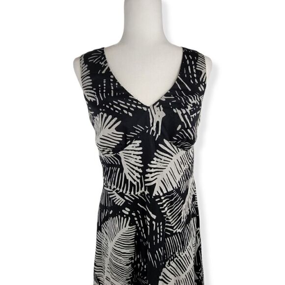 Jones New York Black pattern V-neck sleeveless dress size 10 - Picture 4 of 5